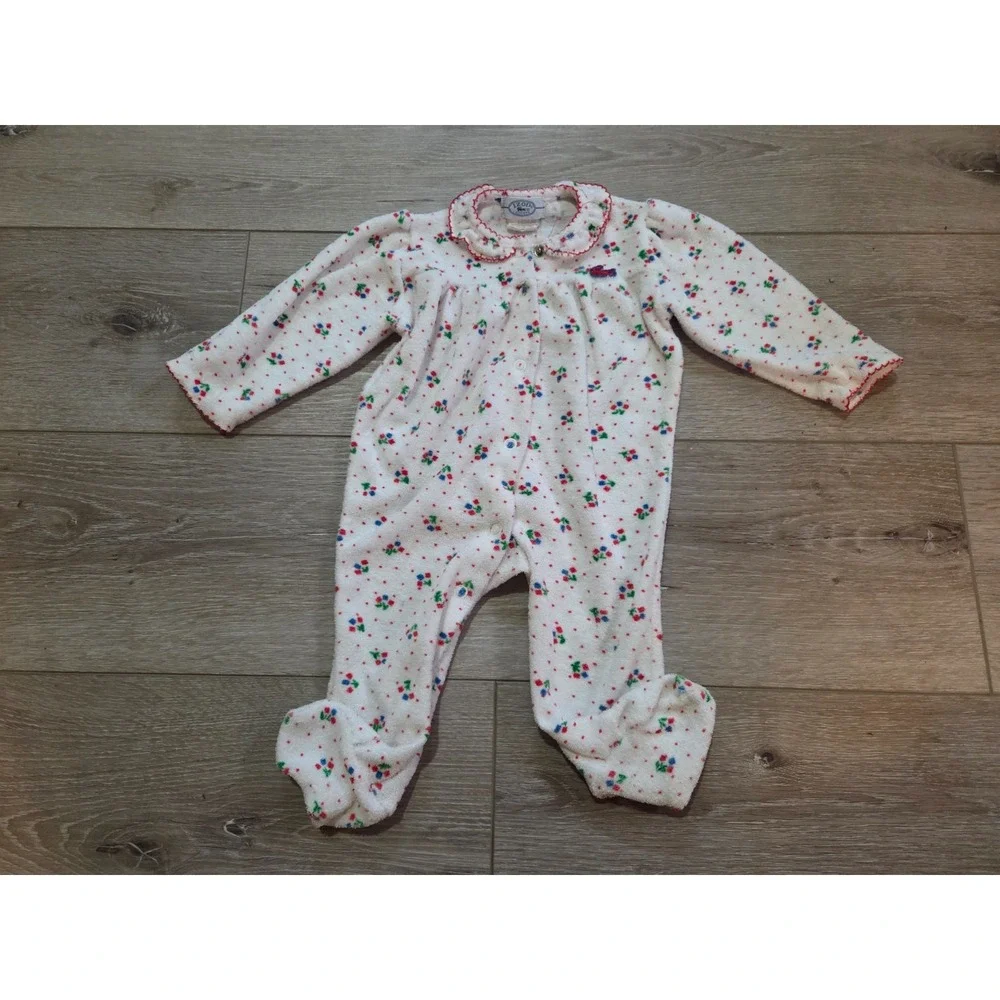Vintage 80s Izod Lacoste Footed Baby Sleeper 12-18 lbs White Terry Cloth Snap